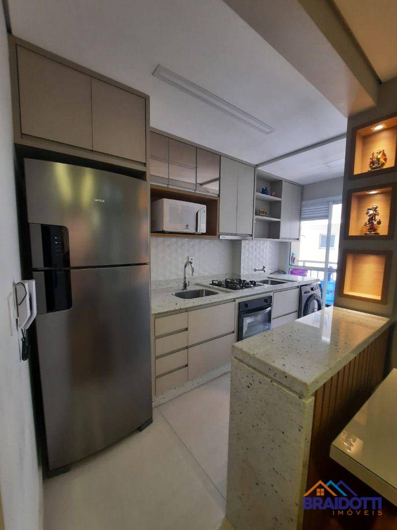 Apartamento à venda com 2 quartos, 56m² - Foto 7