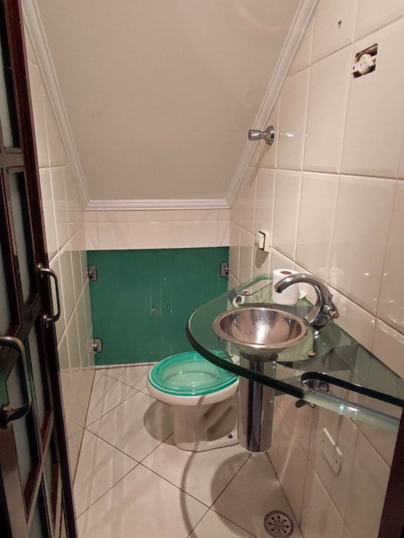 Sobrado à venda com 2 quartos, 130m² - Foto 4