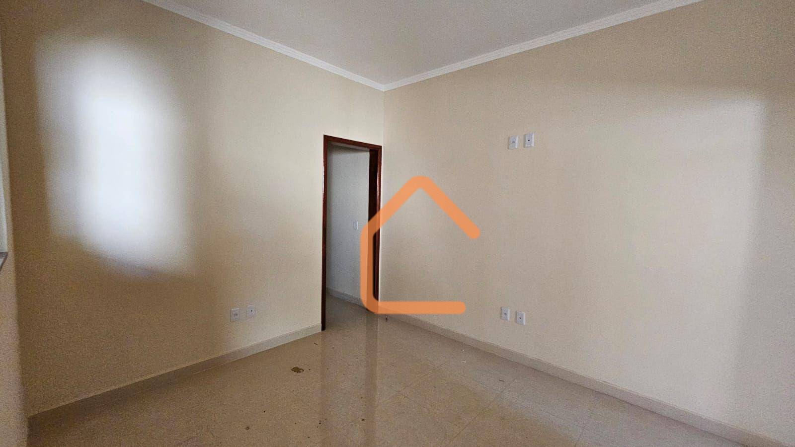 Casa à venda com 3 quartos, 90m² - Foto 7