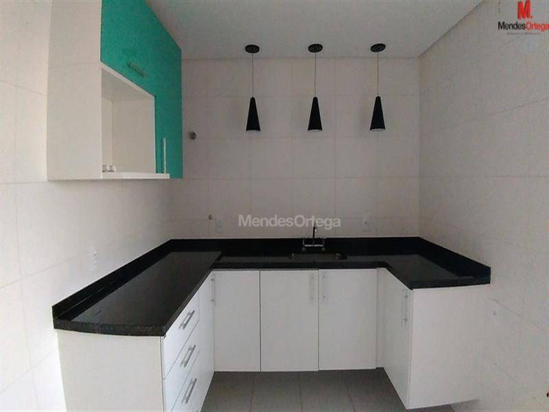 Apartamento à venda com 2 quartos, 70m² - Foto 8