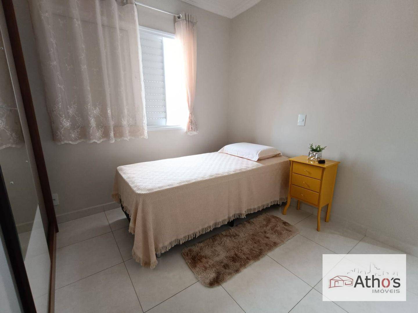 Apartamento à venda com 2 quartos, 71m² - Foto 4