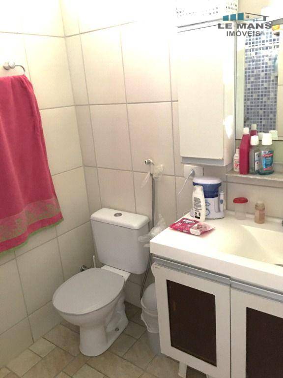 Casa à venda e aluguel com 3 quartos, 175m² - Foto 6