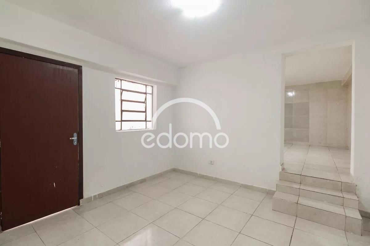 Casa para alugar com 1 quarto, 65m² - Foto 1