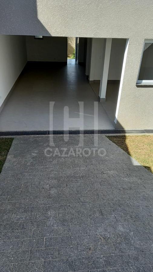 Sobrado à venda com 5 quartos, 270m² - Foto 4