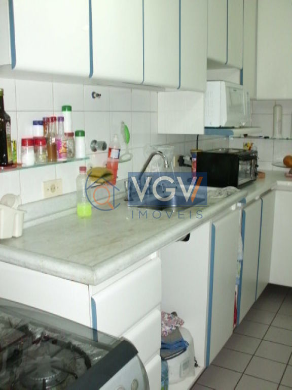 Apartamento à venda com 3 quartos, 80m² - Foto 12