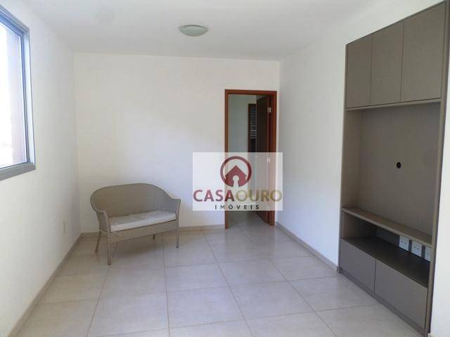 Apartamento à venda com 3 quartos, 76m² - Foto 1