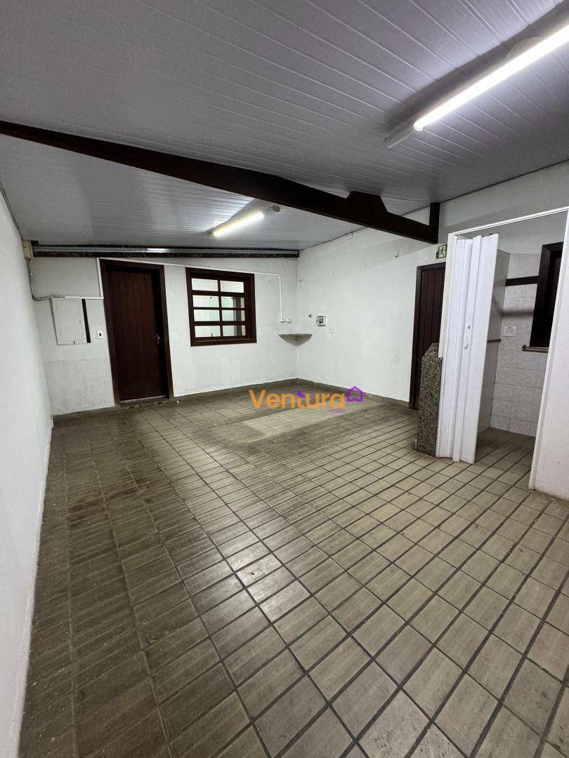 Casa à venda e aluguel com 4 quartos, 210m² - Foto 20
