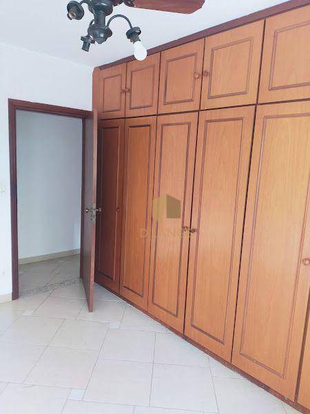 Apartamento à venda com 3 quartos, 212m² - Foto 16