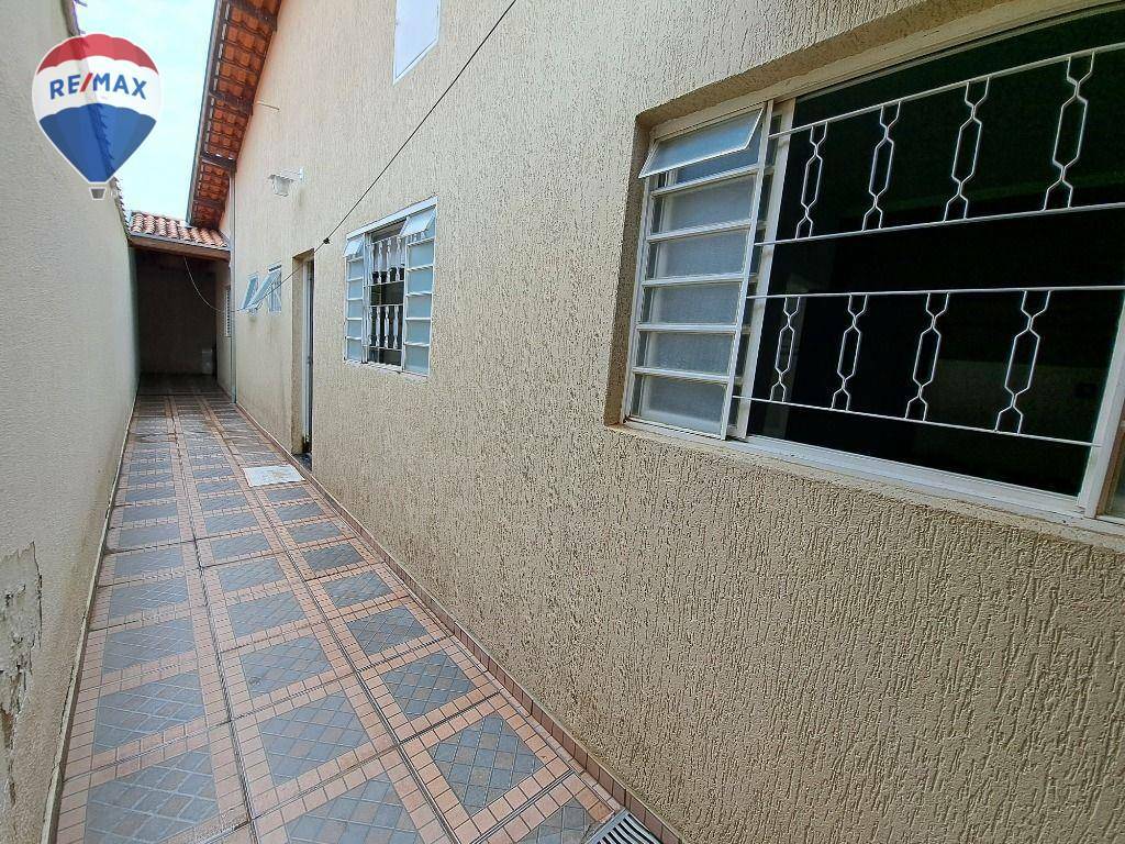 Casa à venda com 2 quartos, 67m² - Foto 19