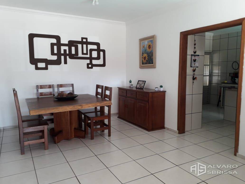 Chácara para alugar com 3 quartos, 116m² - Foto 2