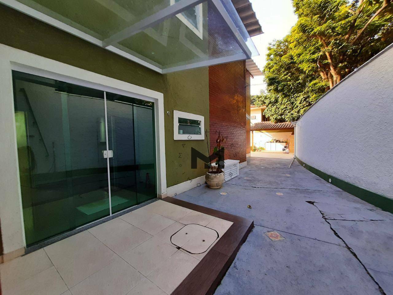 Casa à venda com 4 quartos, 260m² - Foto 23