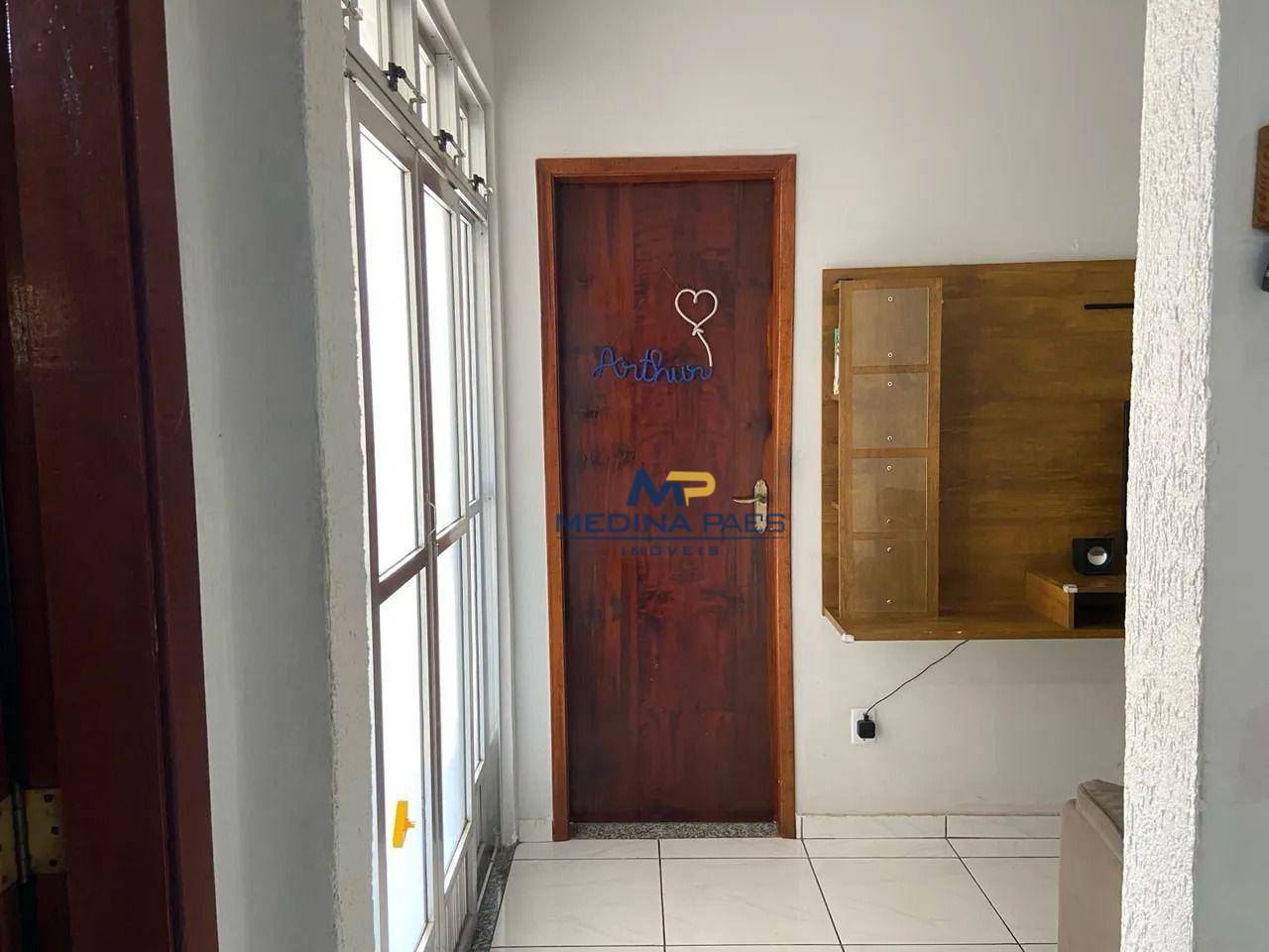 Casa à venda com 2 quartos, 60m² - Foto 13