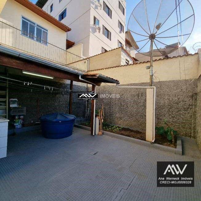 Casa à venda com 3 quartos, 180m² - Foto 29