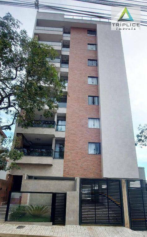 Cobertura à venda com 4 quartos, 200m² - Foto 2