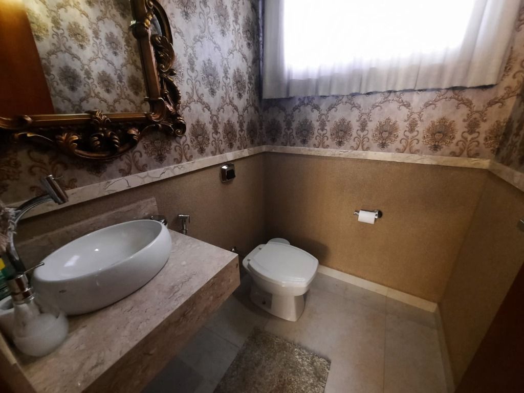 Sobrado à venda com 6 quartos, 570m² - Foto 20