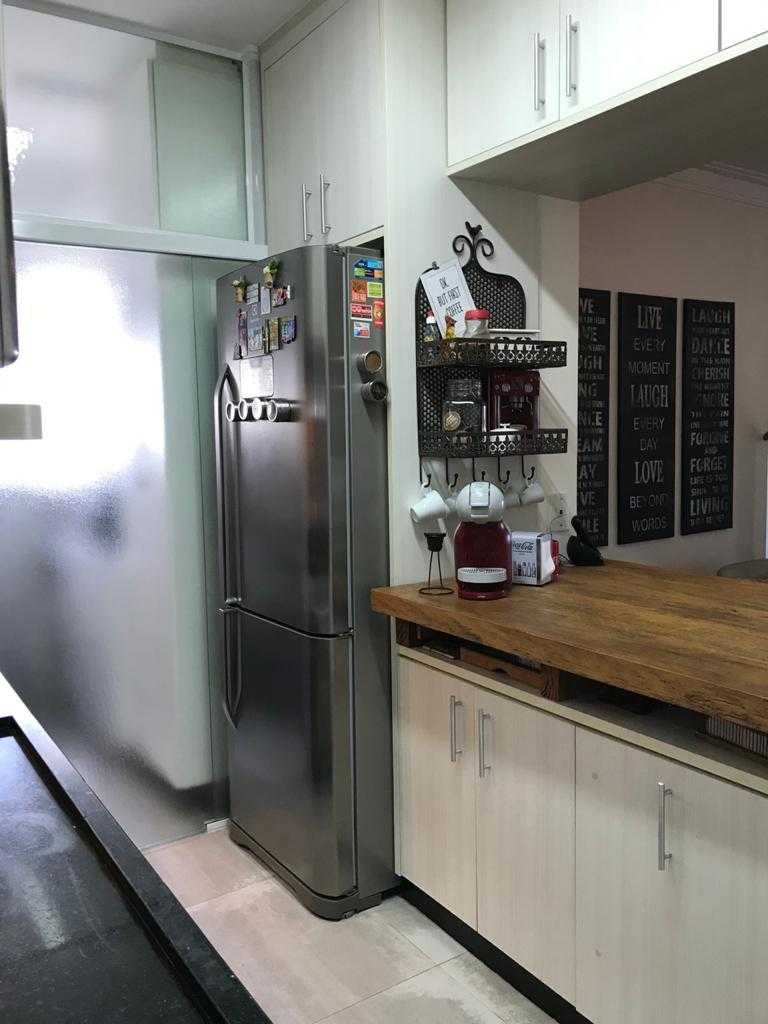 Apartamento à venda com 3 quartos, 94m² - Foto 20