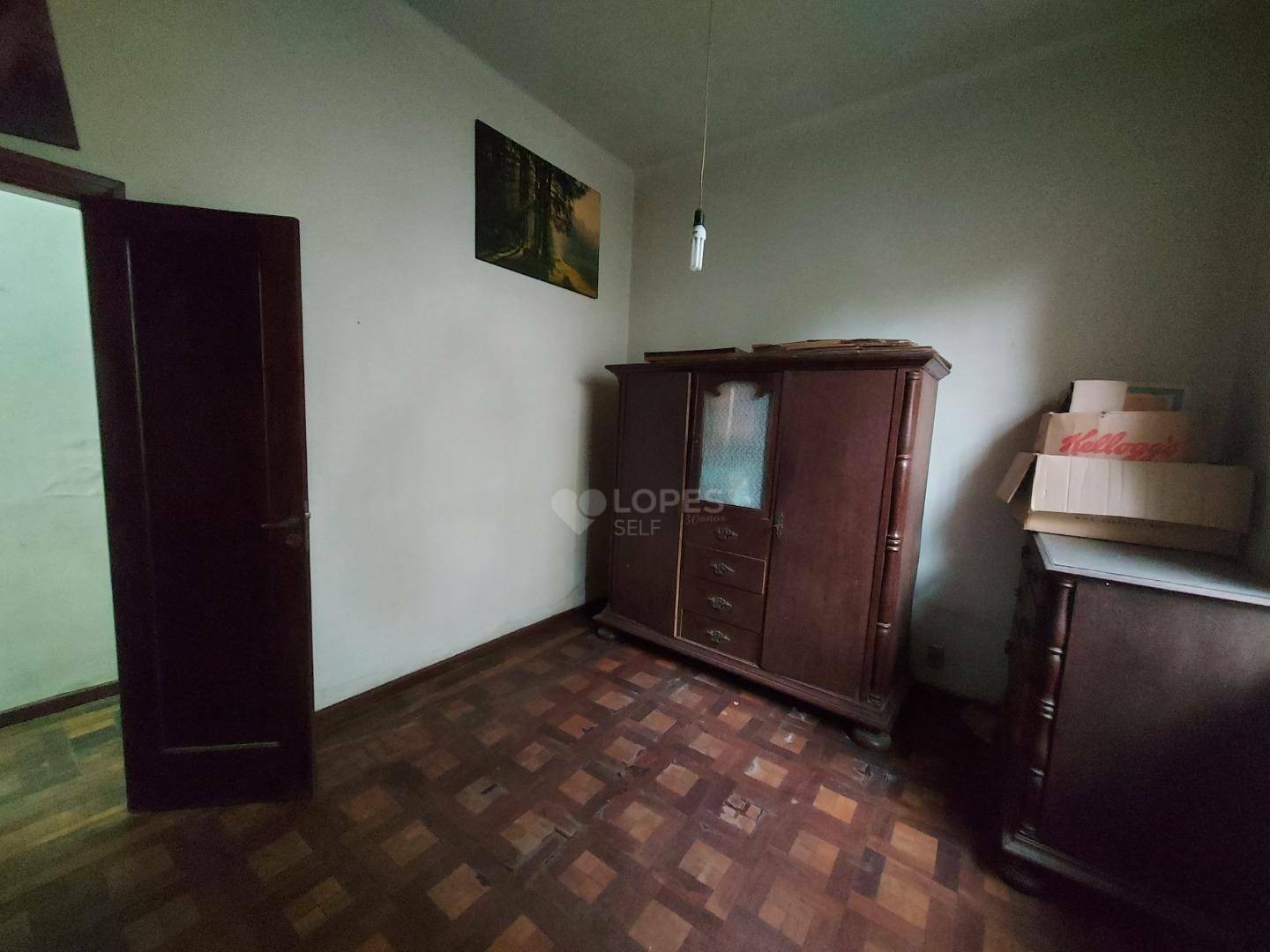 Casa à venda com 5 quartos, 180m² - Foto 8