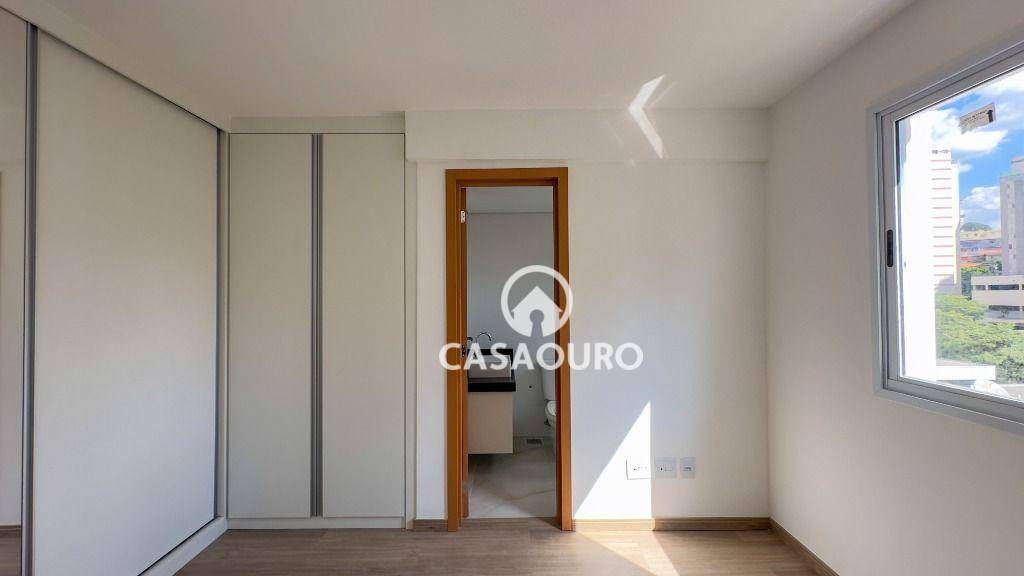 Apartamento à venda com 2 quartos, 62m² - Foto 9