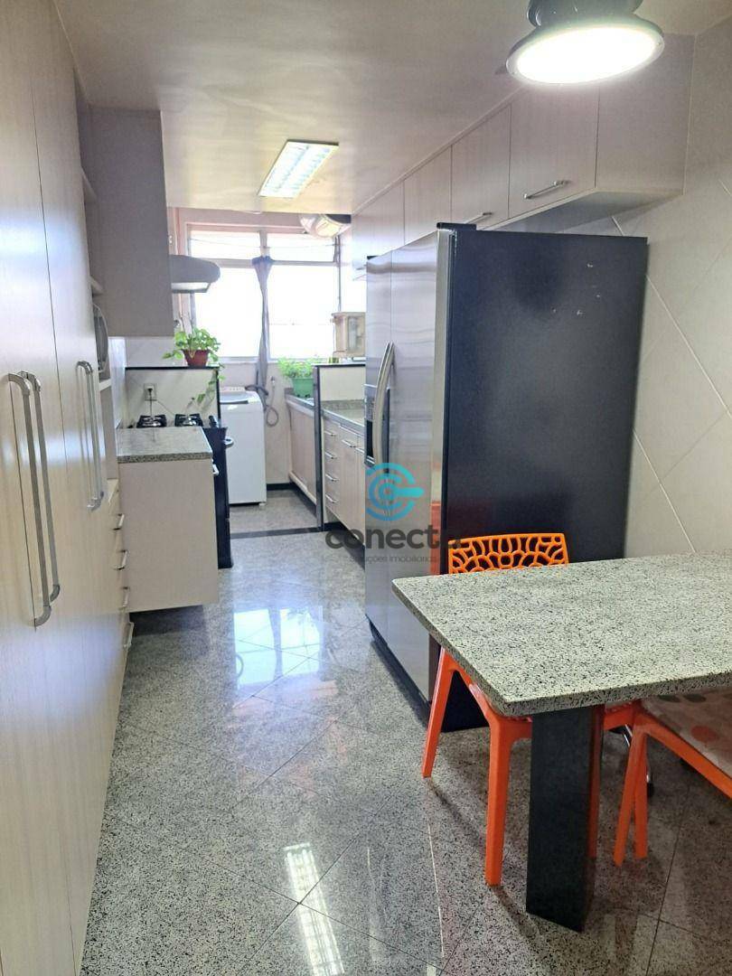 Apartamento à venda com 4 quartos, 166m² - Foto 4