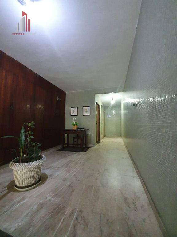 Apartamento à venda com 2 quartos, 80m² - Foto 12