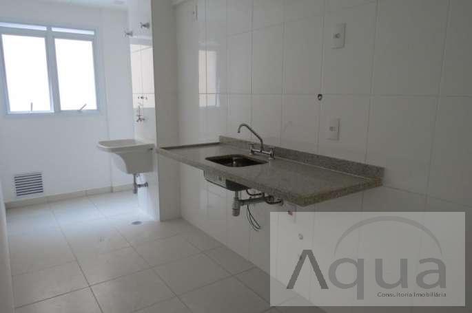 Apartamento à venda com 2 quartos, 67m² - Foto 6