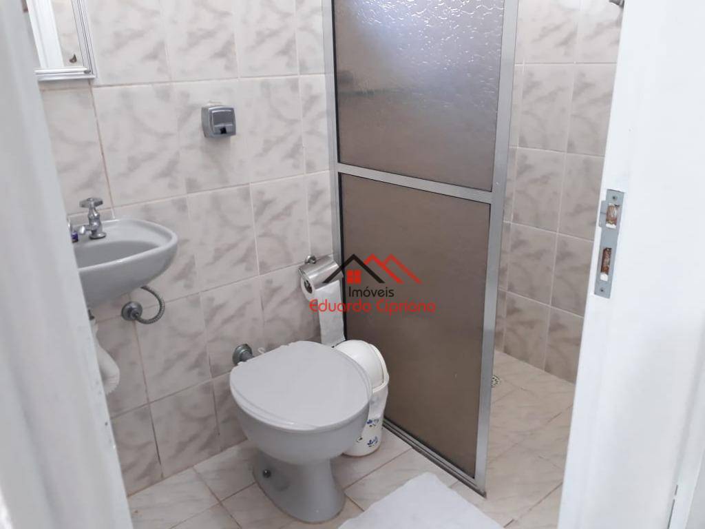 Casa para alugar com 1 quarto, 50m² - Foto 17