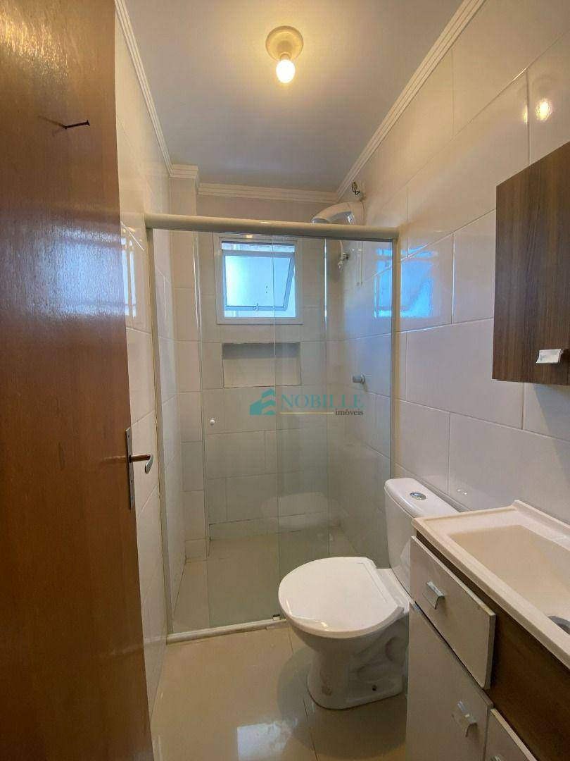 Apartamento para alugar com 2 quartos, 70m² - Foto 11