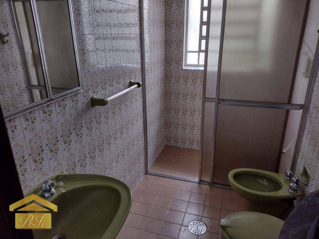 Sobrado para alugar com 3 quartos, 200m² - Foto 12