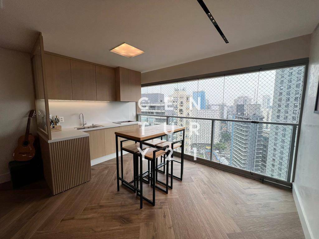 Apartamento à venda com 3 quartos, 122m² - Foto 1