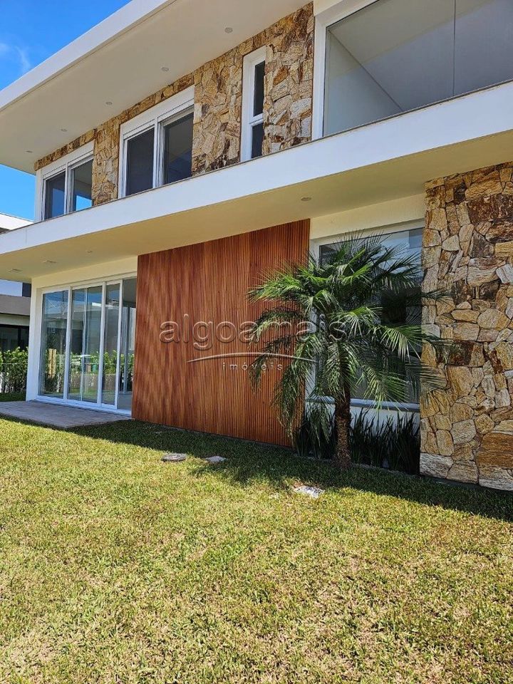 Casa de Condomínio à venda com 4 quartos, 241m² - Foto 8