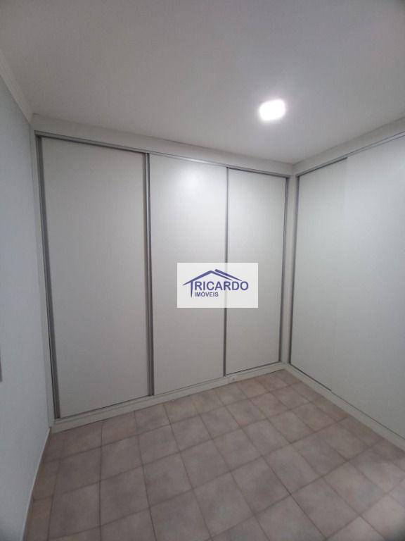 Apartamento à venda com 3 quartos, 68m² - Foto 24