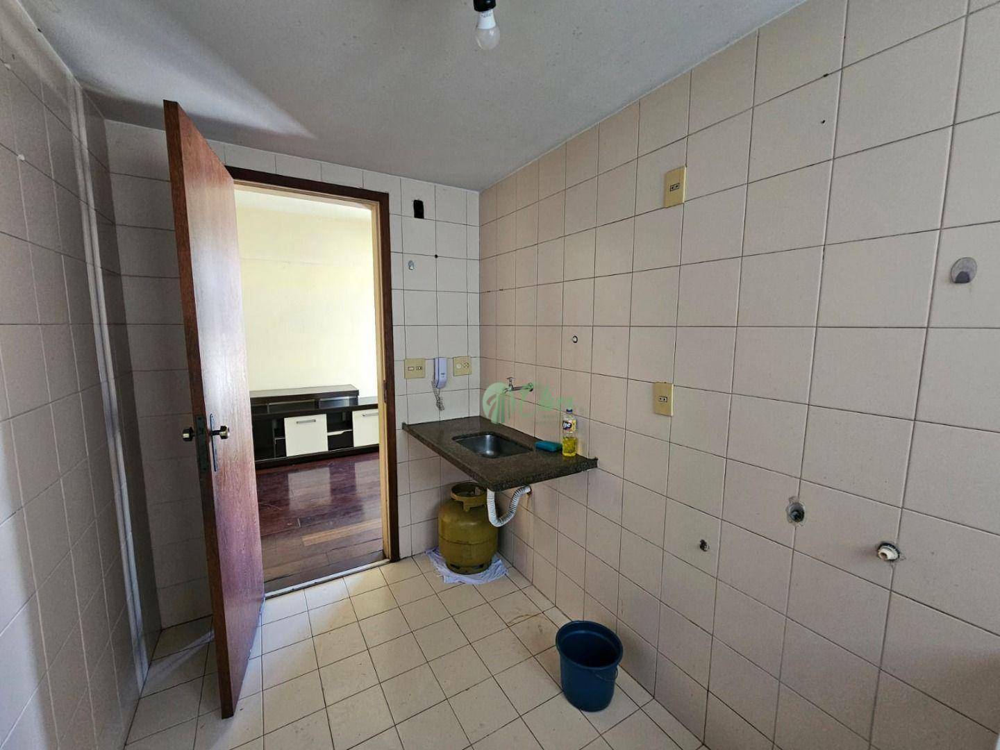 Apartamento à venda com 1 quarto, 32m² - Foto 13