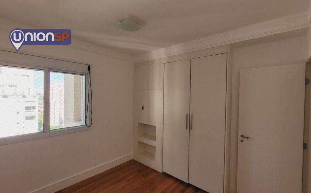 Apartamento à venda com 3 quartos, 180m² - Foto 8