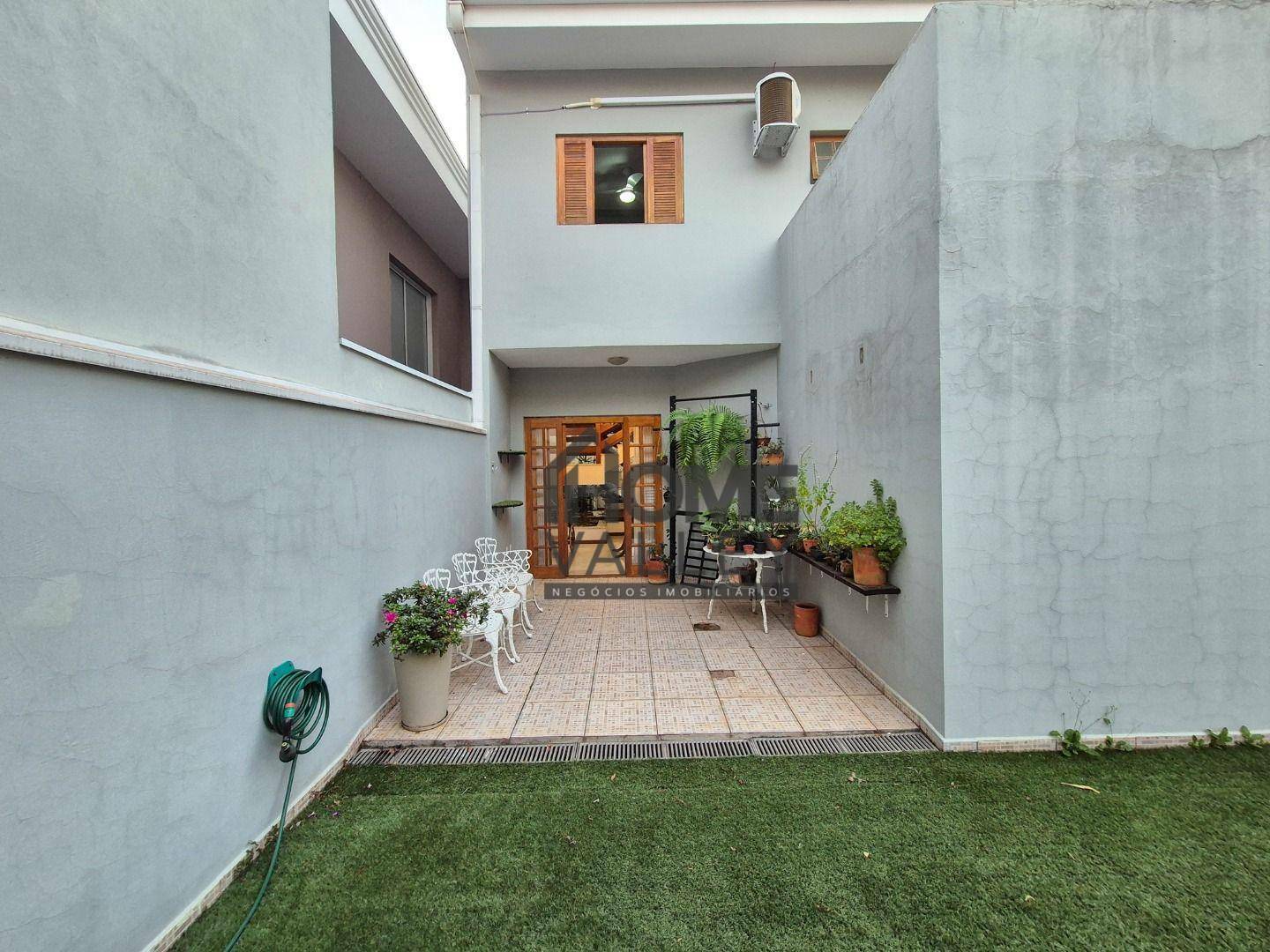 Casa de Condomínio à venda com 3 quartos, 236m² - Foto 19