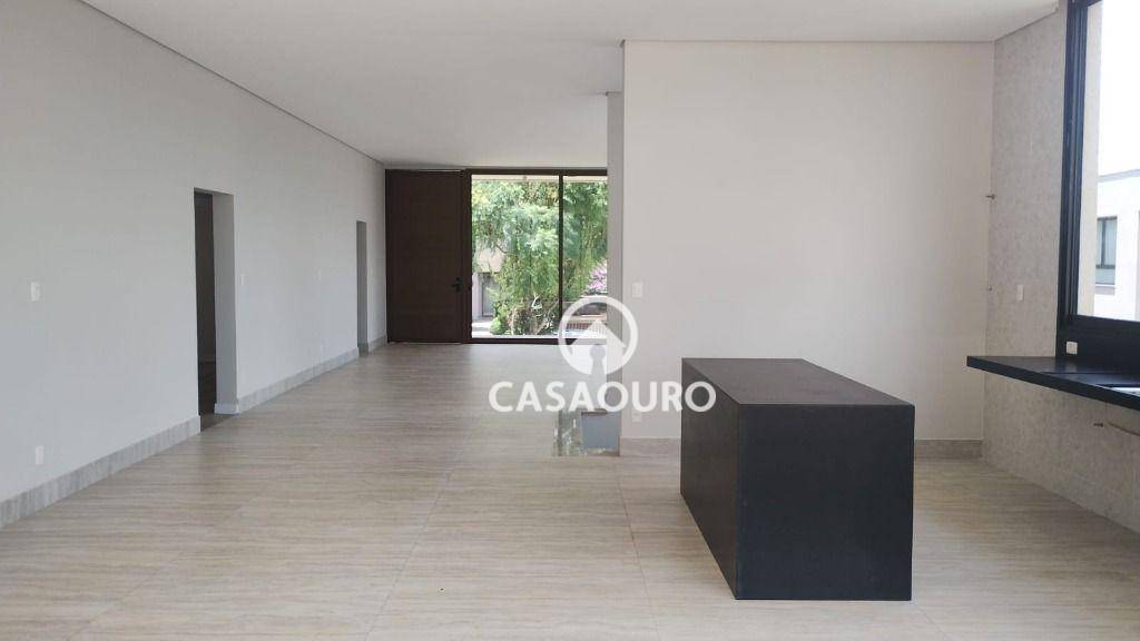 Casa de Condomínio à venda com 4 quartos, 298m² - Foto 7