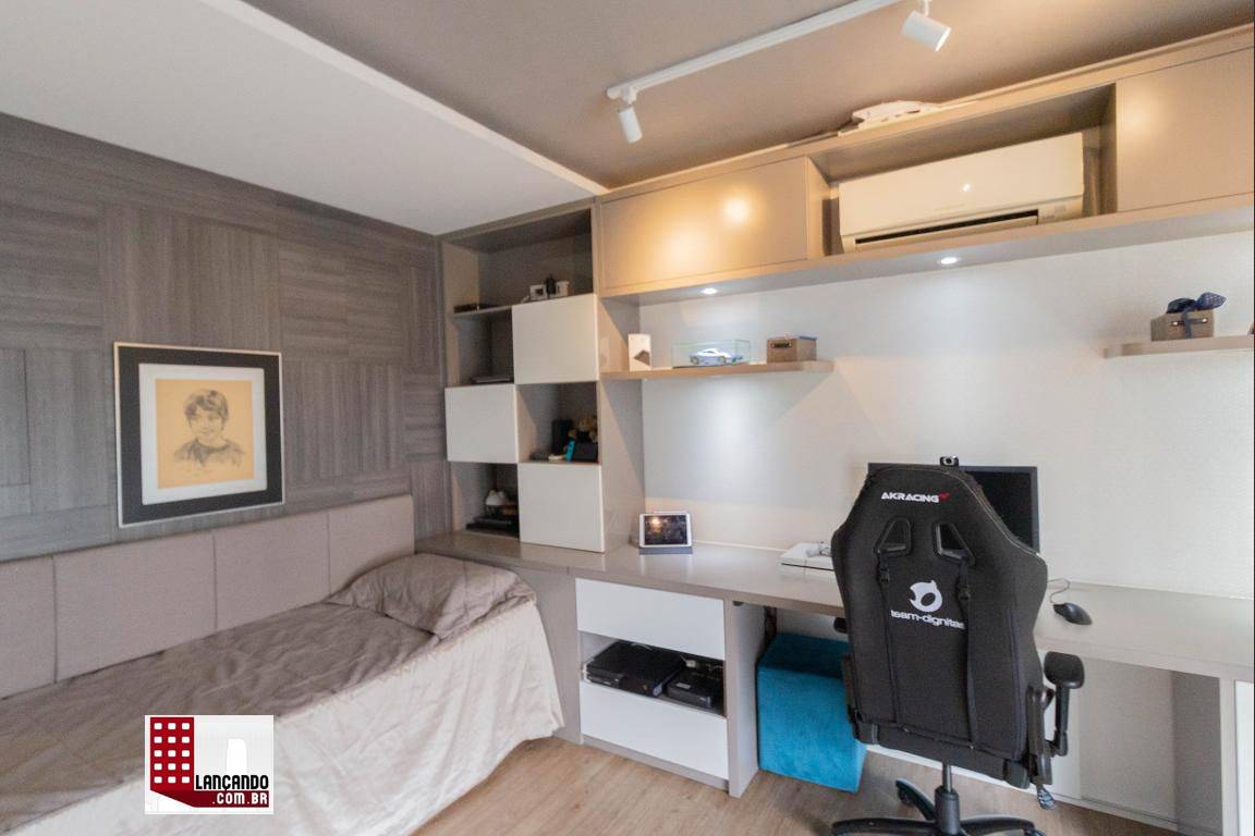 Apartamento à venda com 4 quartos, 225m² - Foto 8