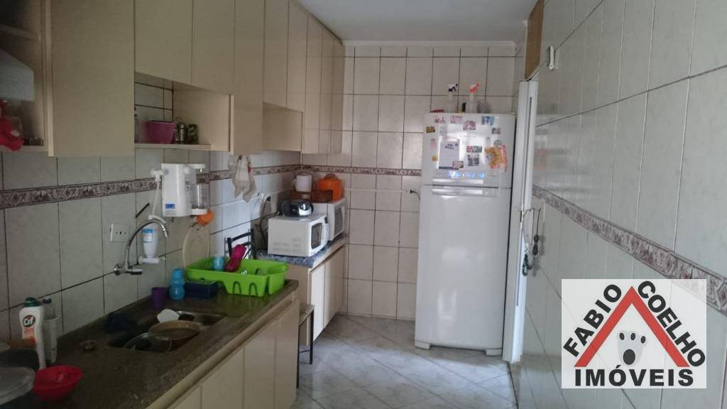 Apartamento à venda com 3 quartos, 64m² - Foto 1