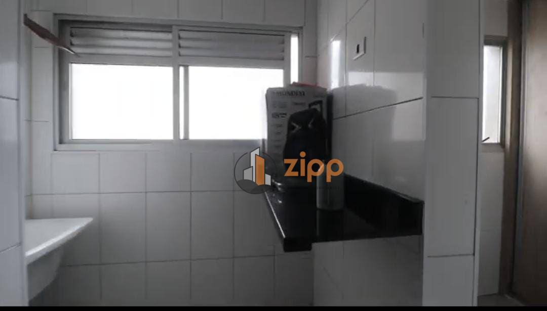 Apartamento à venda com 3 quartos, 80m² - Foto 26