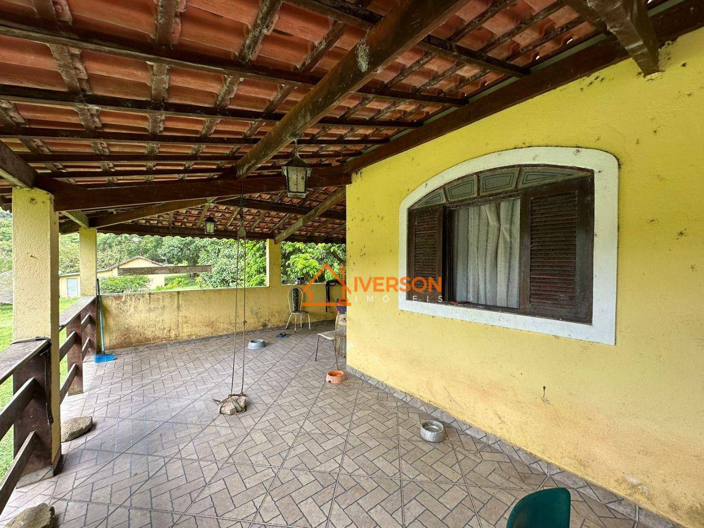 Chácara à venda com 3 quartos, 200m² - Foto 4