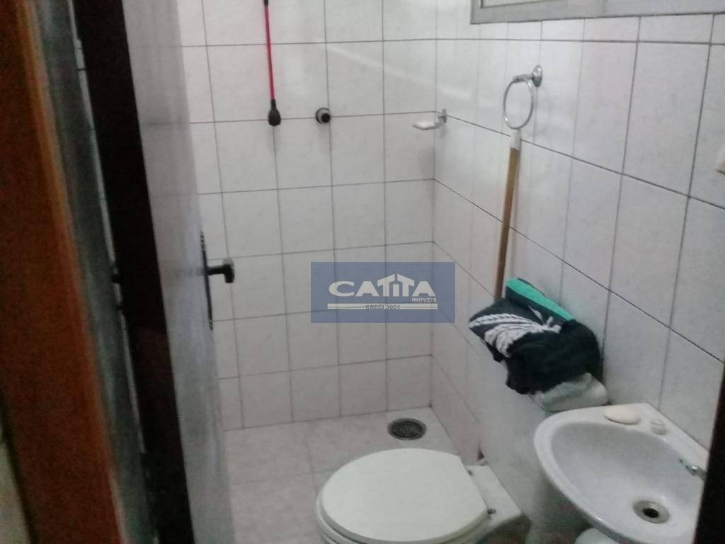 Sobrado à venda com 2 quartos, 230m² - Foto 8