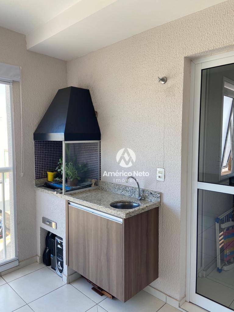 Apartamento à venda com 2 quartos, 67m² - Foto 4