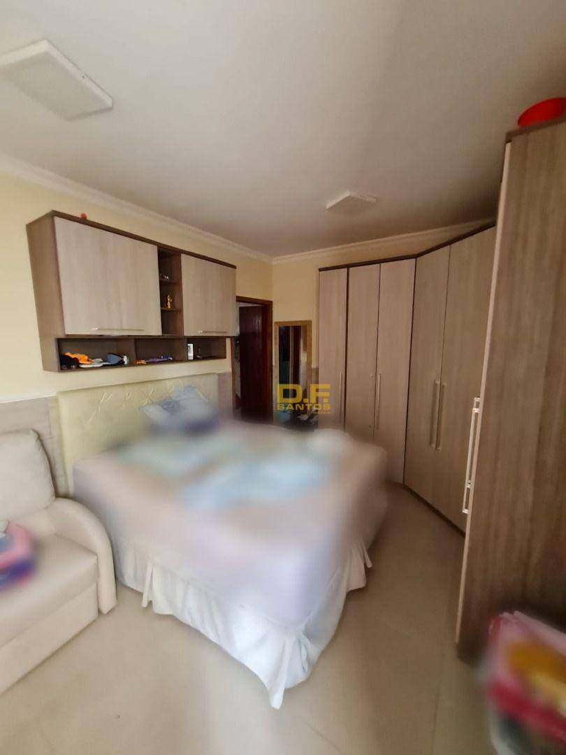 Sobrado à venda com 3 quartos, 260m² - Foto 4