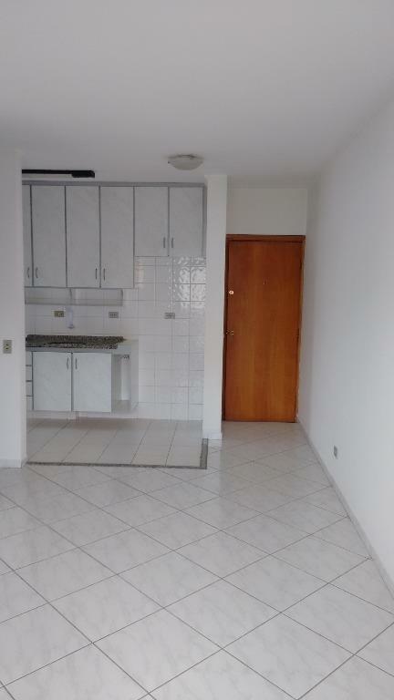 Apartamento para alugar com 1 quarto, 40m² - Foto 7