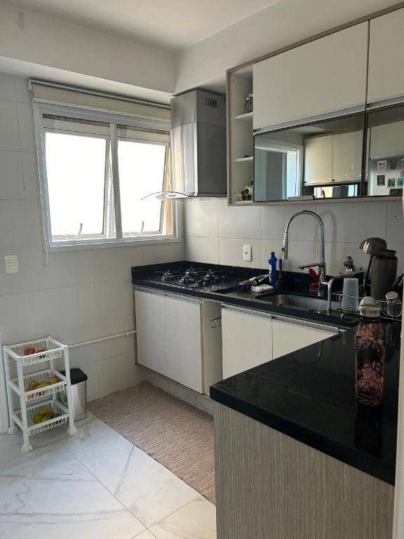 Apartamento à venda com 3 quartos, 122m² - Foto 7