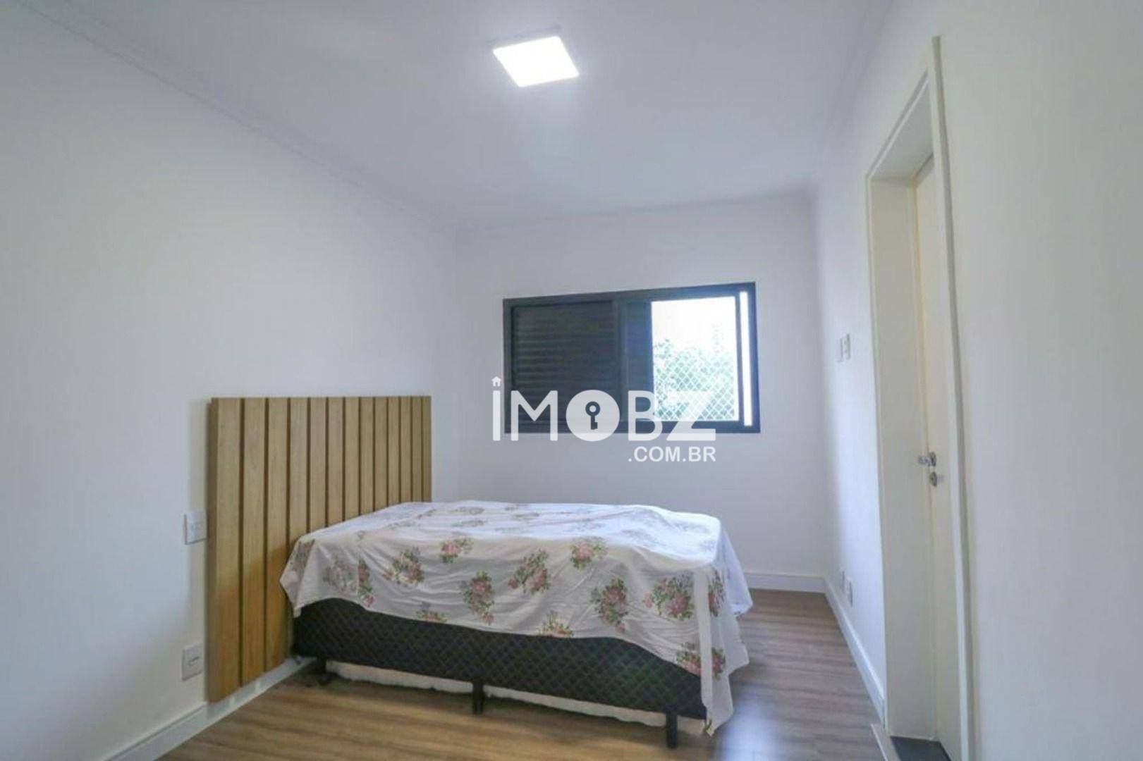 Apartamento à venda com 3 quartos, 167m² - Foto 11