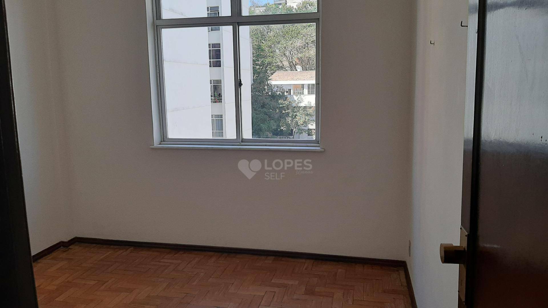 Apartamento à venda com 3 quartos, 132m² - Foto 5