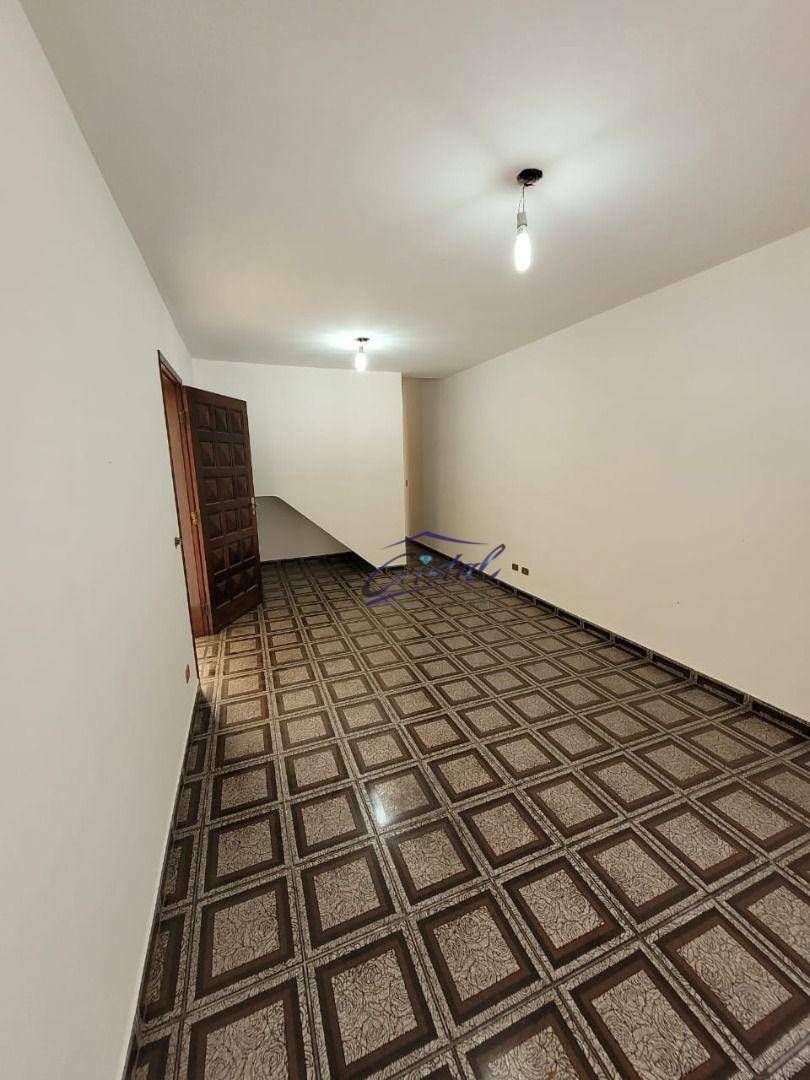 Casa à venda com 3 quartos, 180m² - Foto 2