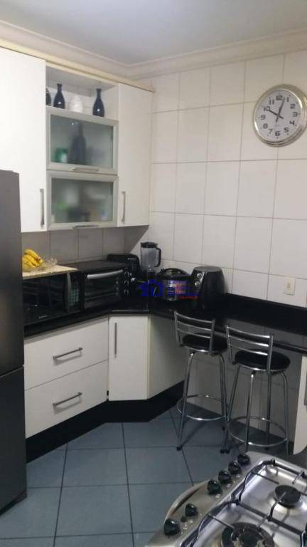 Apartamento à venda com 3 quartos, 140m² - Foto 12