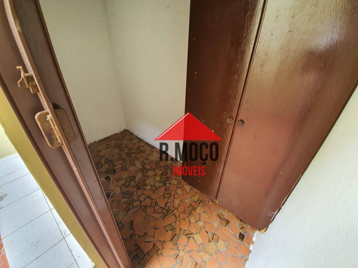 Sobrado à venda com 3 quartos, 140m² - Foto 2