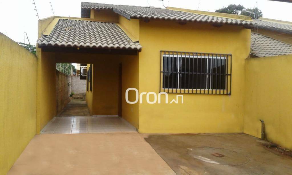 Casa à venda com 2 quartos, 79m² - Foto 1